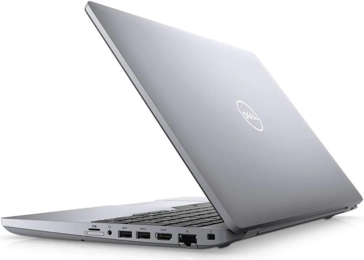 Dell Latitude 5511 Ricondizionato – Intel I5 10ª Gen, 15.6" FHD, 32GB RAM, 512GB NVMe, Win 11 Pro